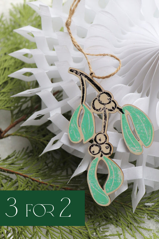 Mistletoe Wooden Christmas Tree Decoration