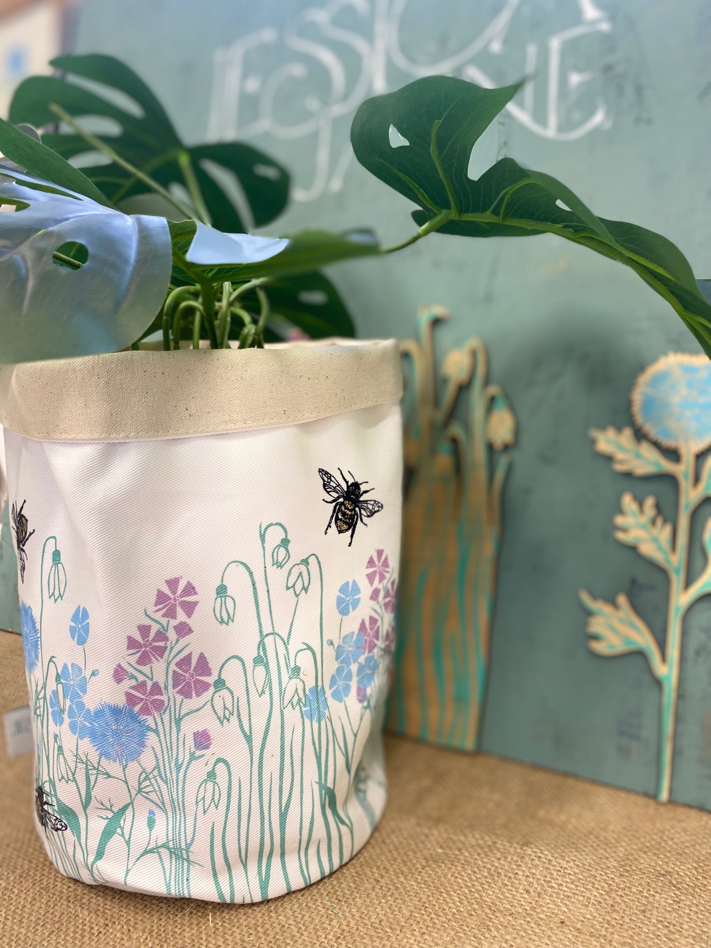 Wildflower & Bee's Plant Pot Bag