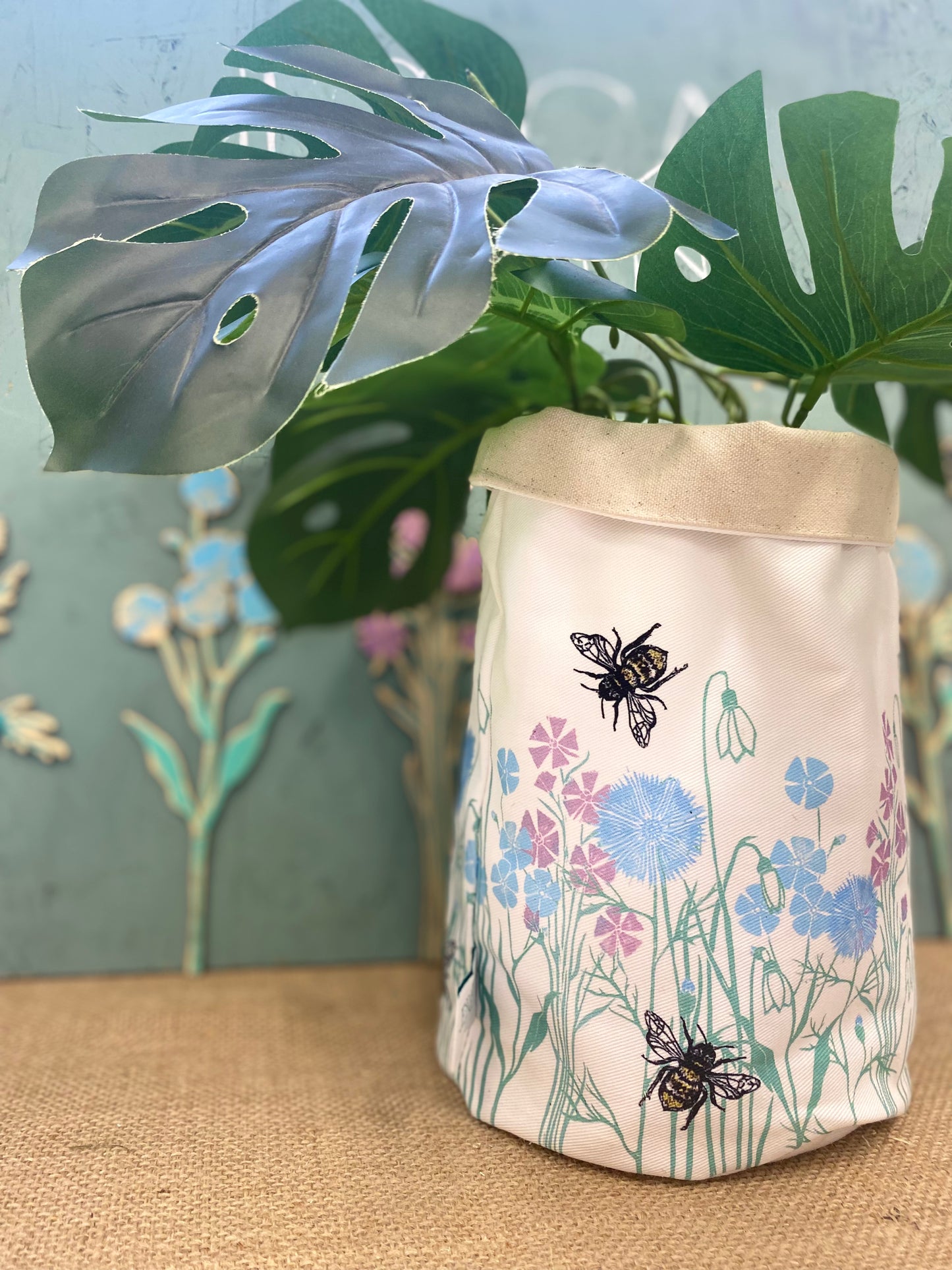 Wildflower & Bee's Plant Pot Bag